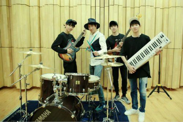 王力宏与TFBOYS合作舞曲，大碟《A.I. 爱》正式上线