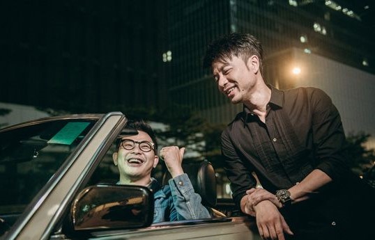 李克勤新歌《黑胶》MV上线，被赞“好男人”