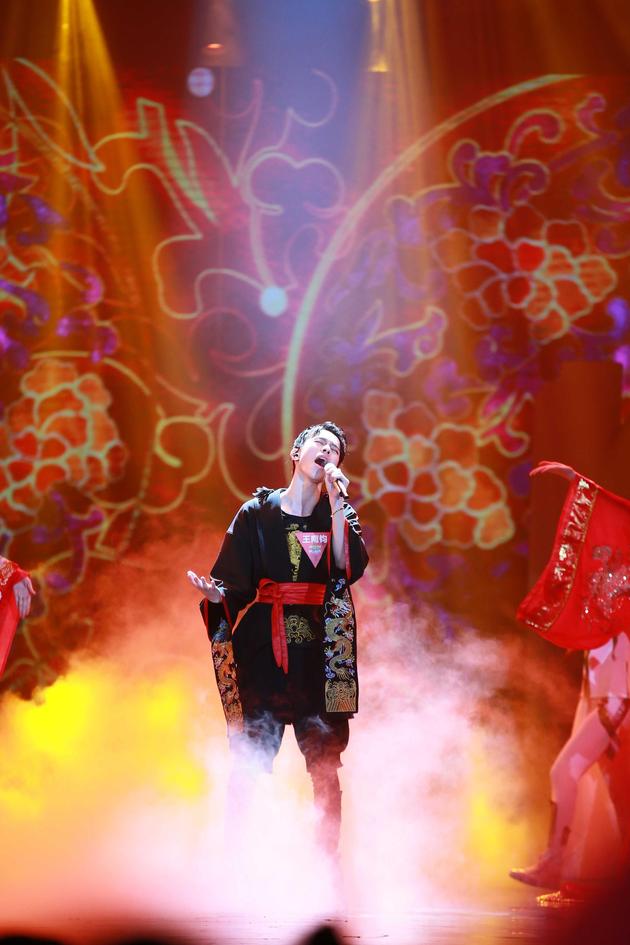 1502510340356981.jpg 8iS6-fyixiay6787019.jpg