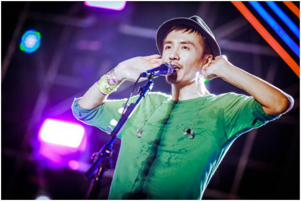 6184a050d30c4303abf18a89950cb795_meitu_2.jpg