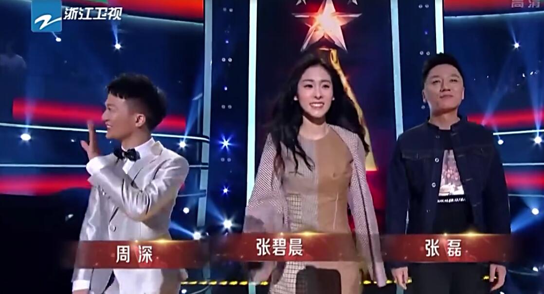 三届好声音冠军同台献声《中国新歌声》，梁博携乐队帮唱那英“小二班”