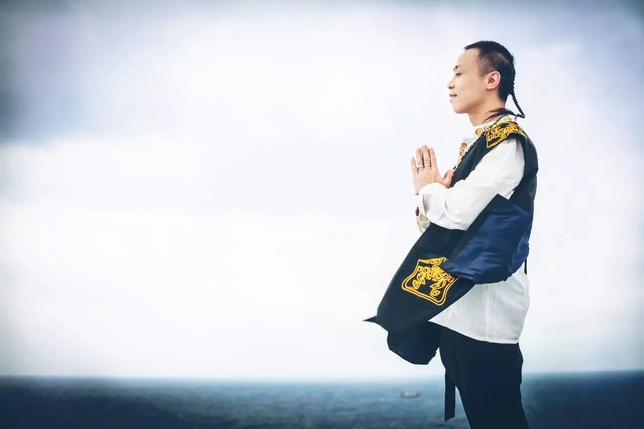 有梦为马，随处可栖！大师兄戴荃发布新单《花之毒》