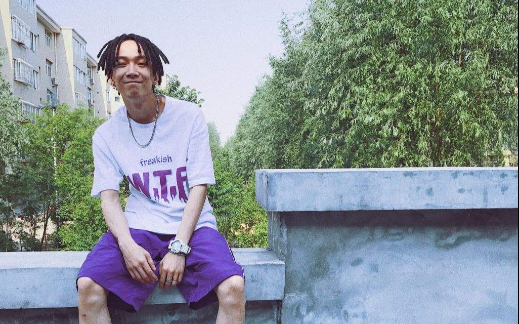 TT新作《穿过你的身体》MV上线，荷尔蒙的气息在音调里发酵