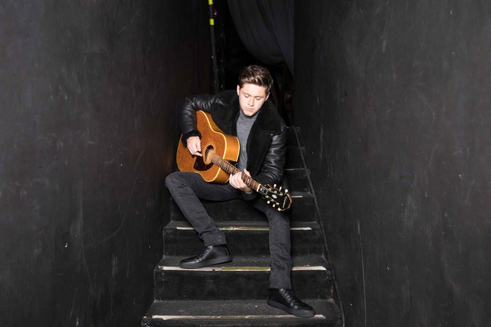 奶儿Niall Horan《Esquire》杂志写真释出，快来领取你们的老公